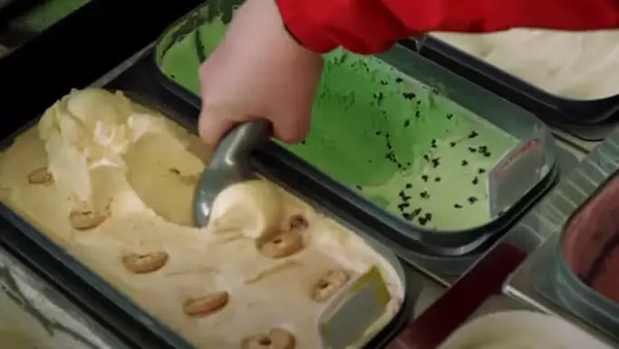 Ice-cream-scoop-683x385-1
